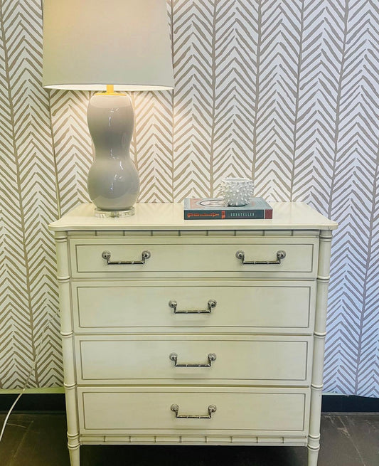 Florida Furniture - 4 drawer chest