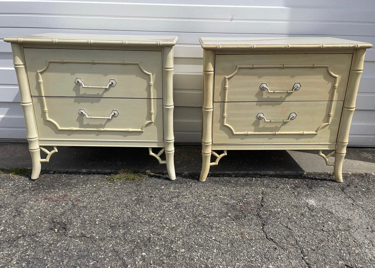 Thomasville 2-drawer Faux Bamboo Nightstands