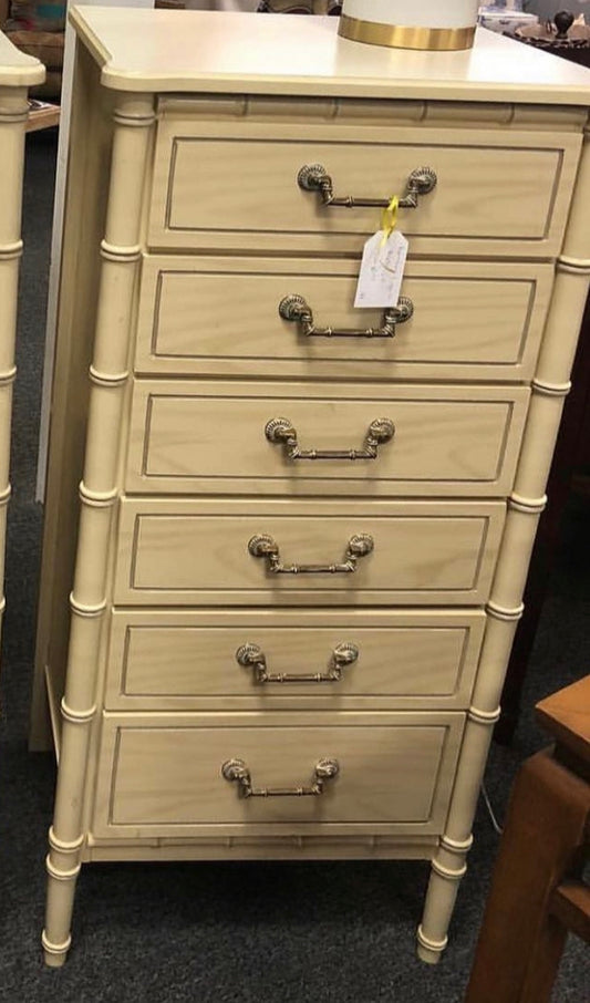 Florida Furniture Lingerie Chest